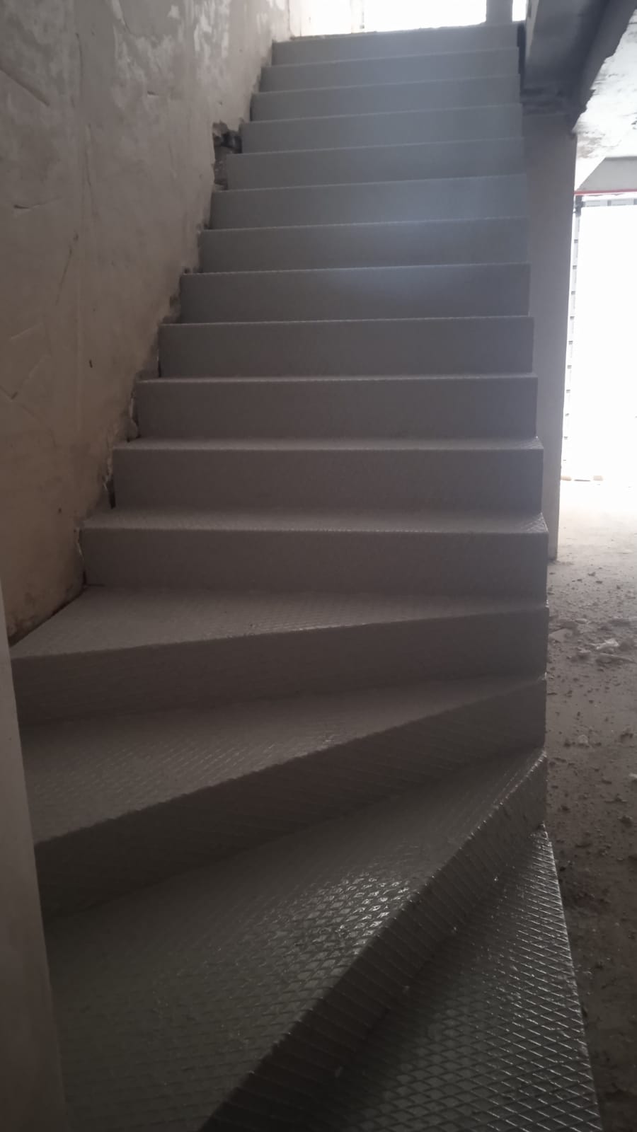 ÇELİK MERDİVENLER/STEEL STAIRS Resmi