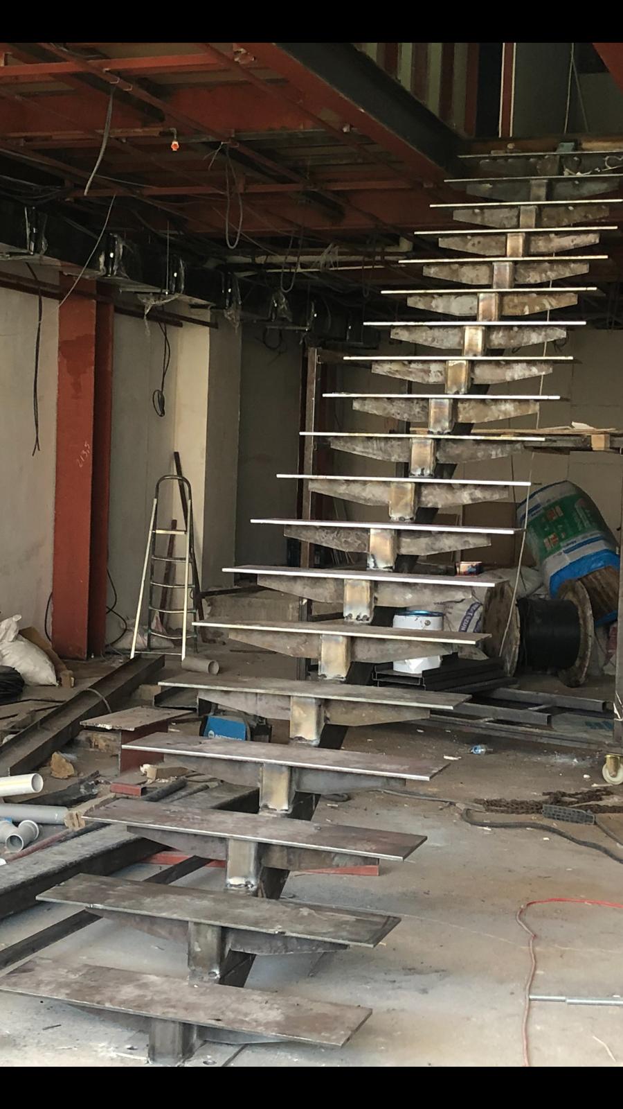 ÇELİK MERDİVENLER/STEEL STAIRS Resmi