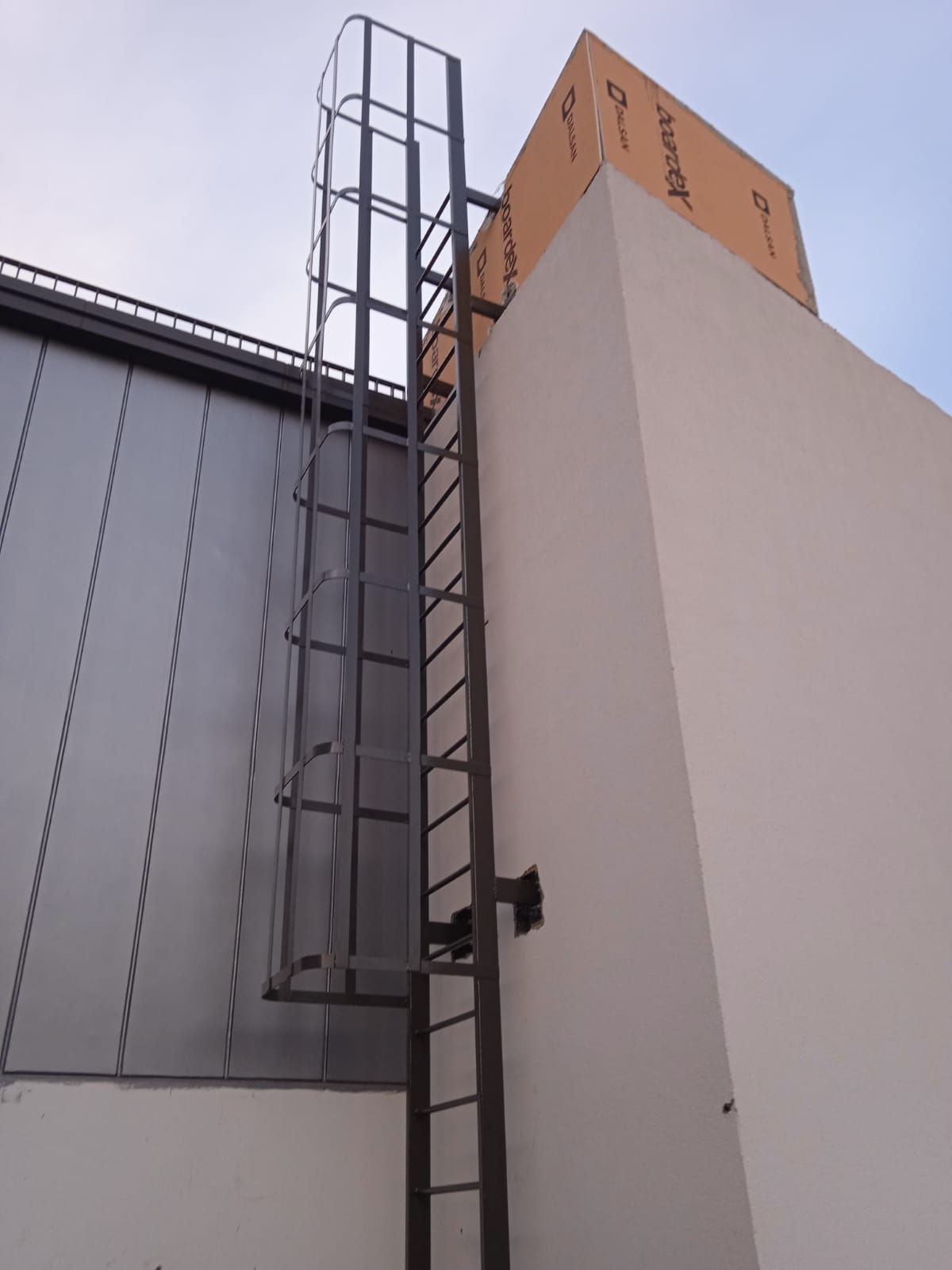 ÇELİK MERDİVENLER/STEEL STAIRS Resmi